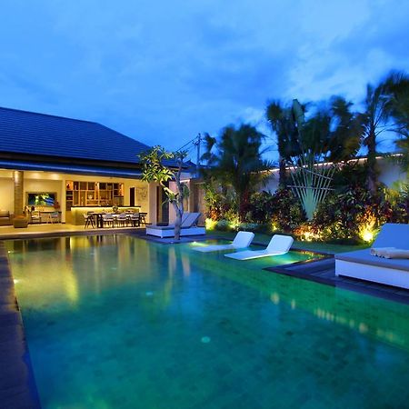 Villa Amba Laba By Optimum Bali Villas Семиняк Екстериор снимка