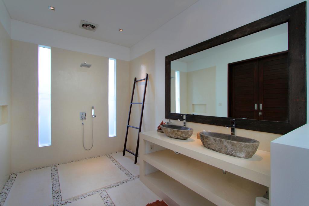 Villa Amba Laba By Optimum Bali Villas Семиняк Екстериор снимка